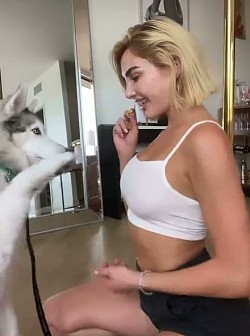 ANIMAL TRAINING IS IN HER WHEELHOUSE https://bentbox.co/dollabillwill